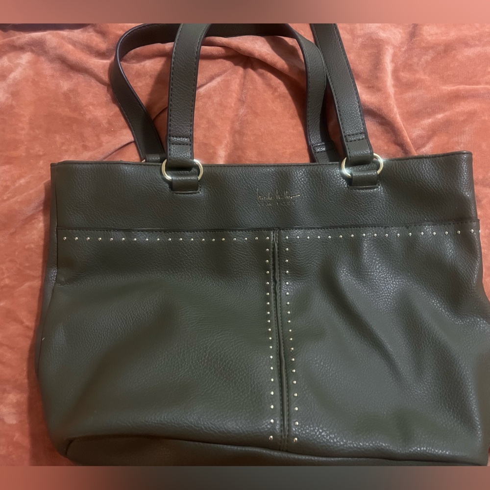 Green leather purse